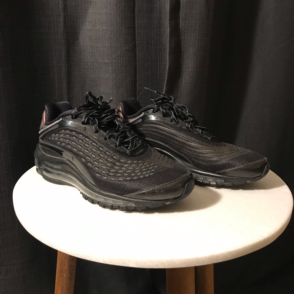 2018 Nike Air Max Deluxe Mens SZ 7 Triple Black